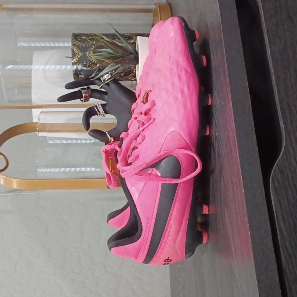 Nike tiempo soccer cleats